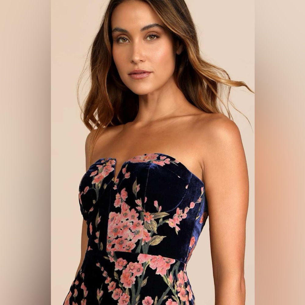 Bloom In Mind Navy Blue Floral Print Velvet Strapless Maxi Dress *Damaged - Picture 4 of 14
